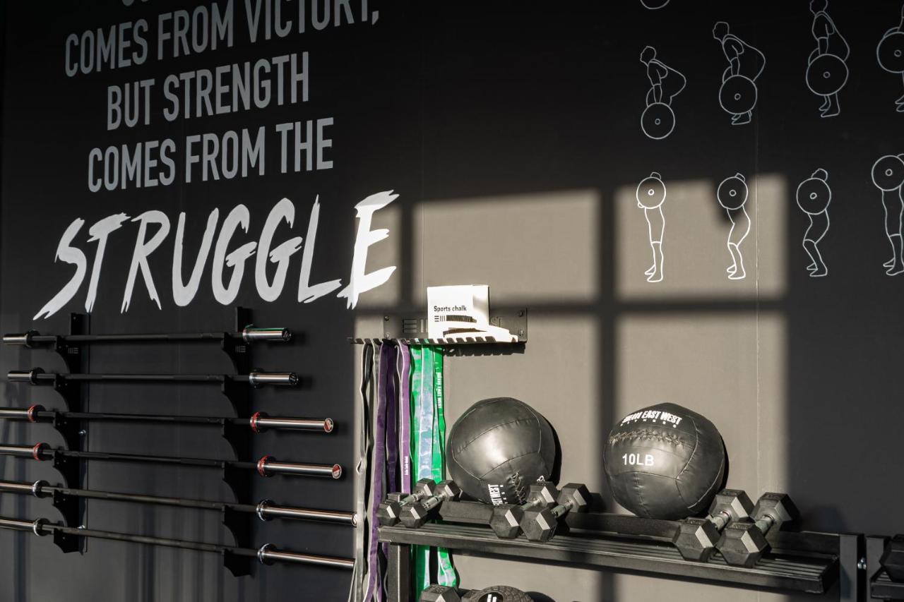 Silq Hotel & Residence, Managed By The Ascott Limited Μπανγκόκ Εξωτερικό φωτογραφία CrossFit equipment