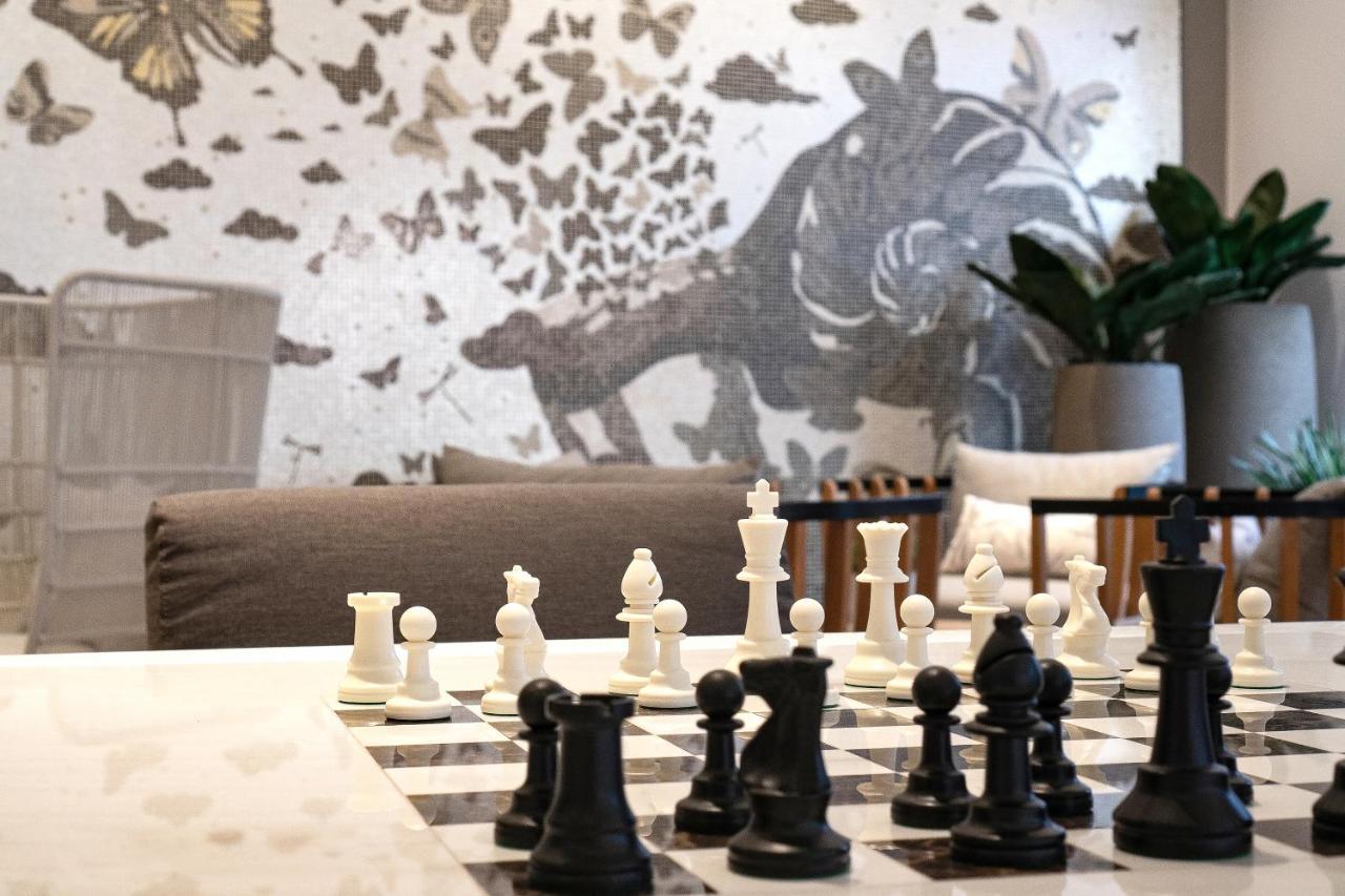 Silq Hotel & Residence, Managed By The Ascott Limited Μπανγκόκ Εξωτερικό φωτογραφία Chess pieces