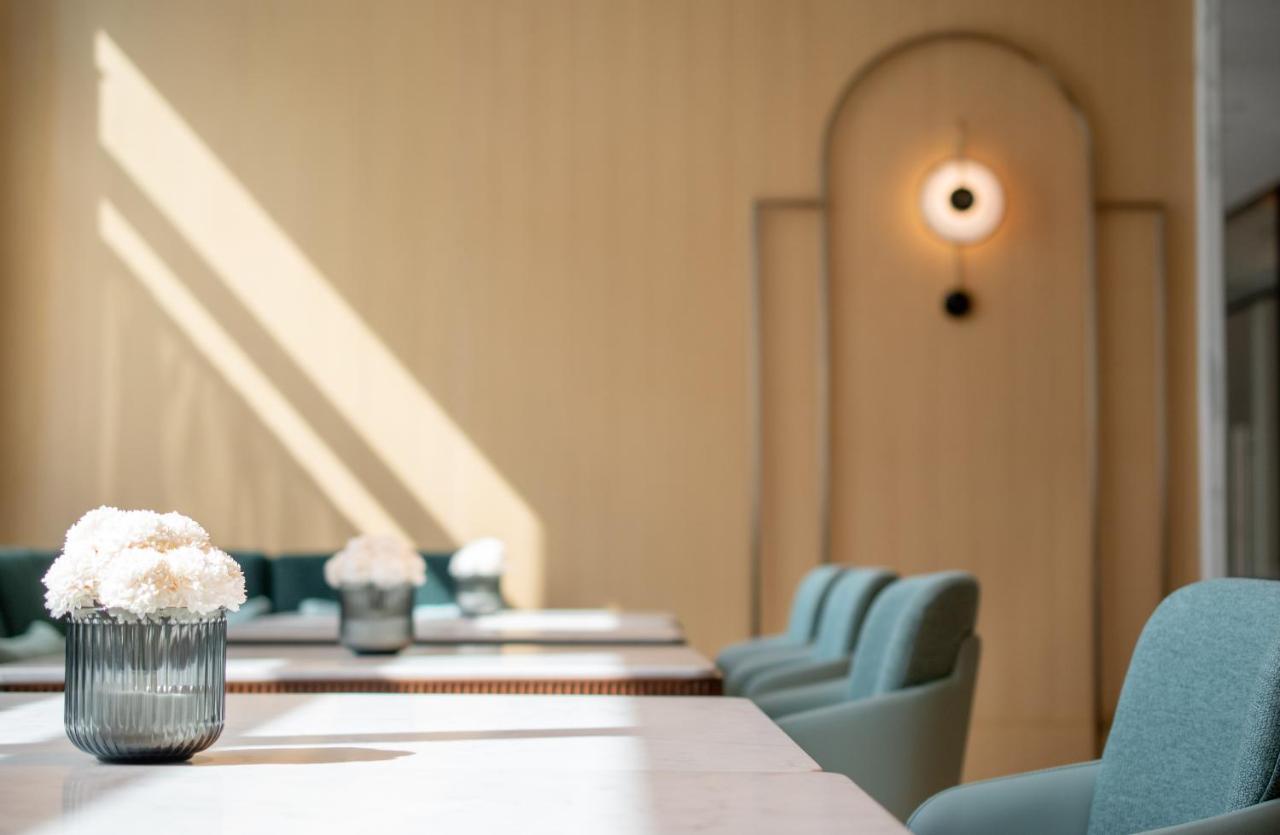 Silq Hotel & Residence, Managed By The Ascott Limited Μπανγκόκ Εξωτερικό φωτογραφία The interior of the restaurant