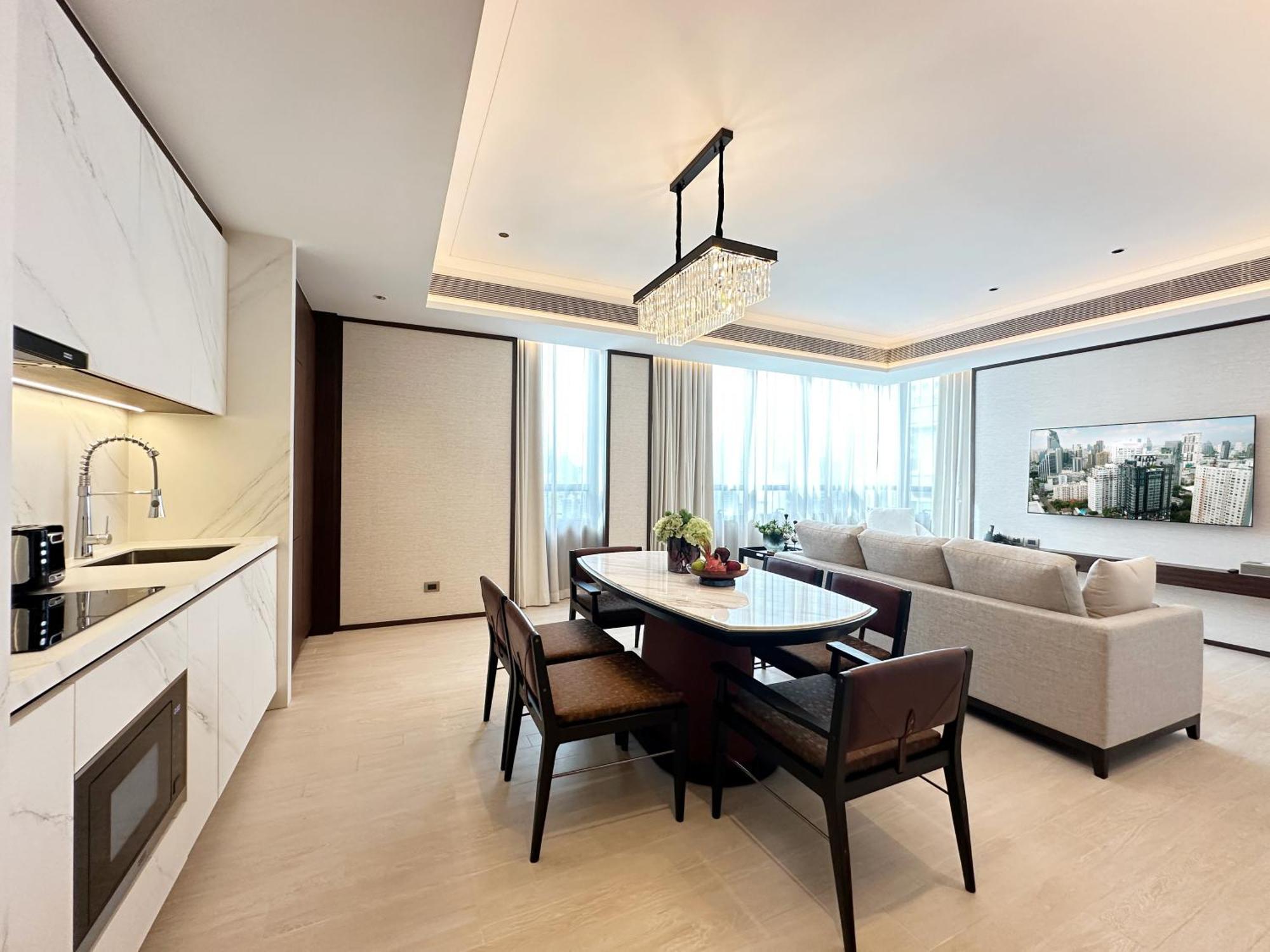 Silq Hotel & Residence, Managed By The Ascott Limited Μπανγκόκ Δωμάτιο φωτογραφία A typical apartment